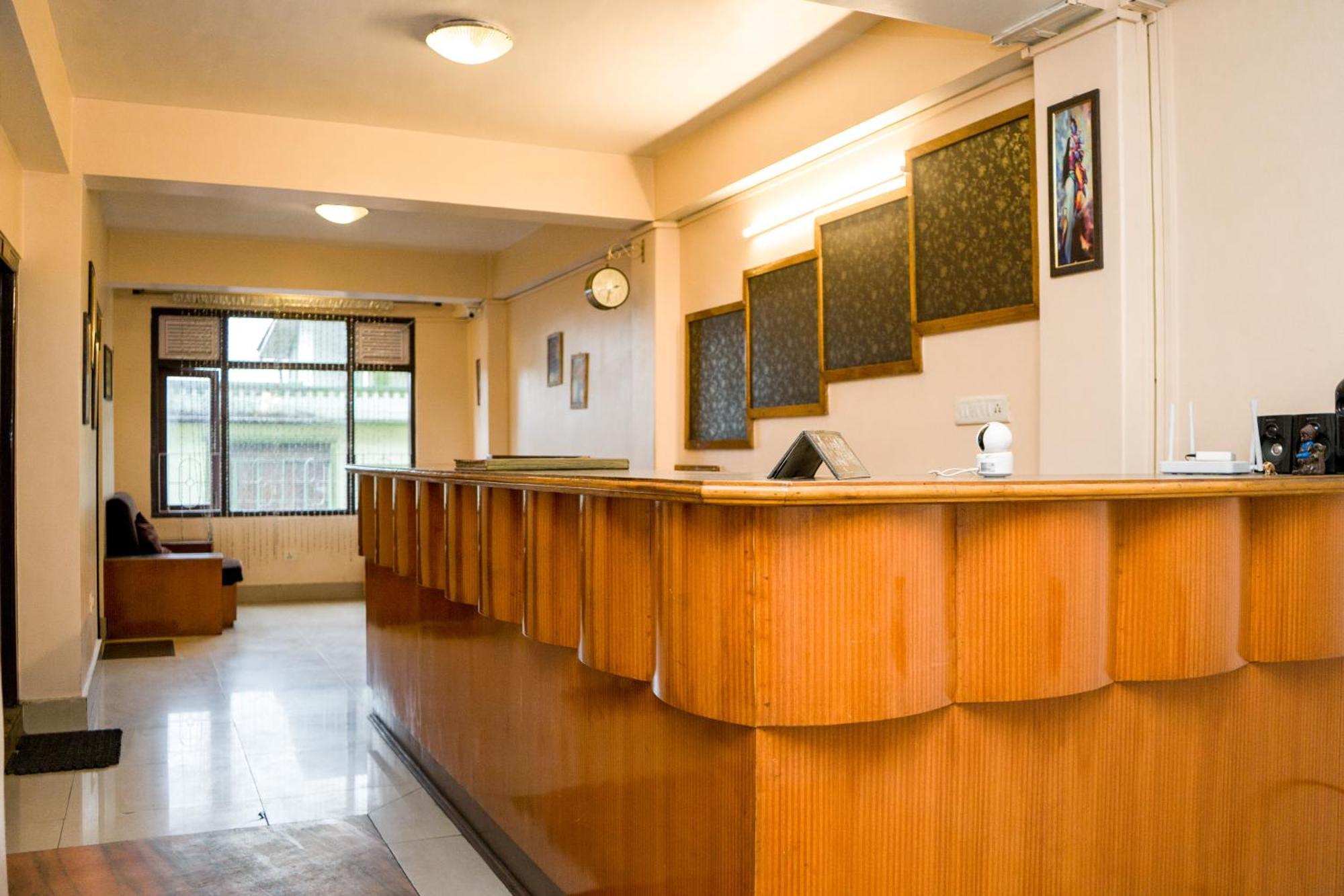 Hotel Siddhi Vinayak Regency, Mg Marg Gangtok Exteriör bild