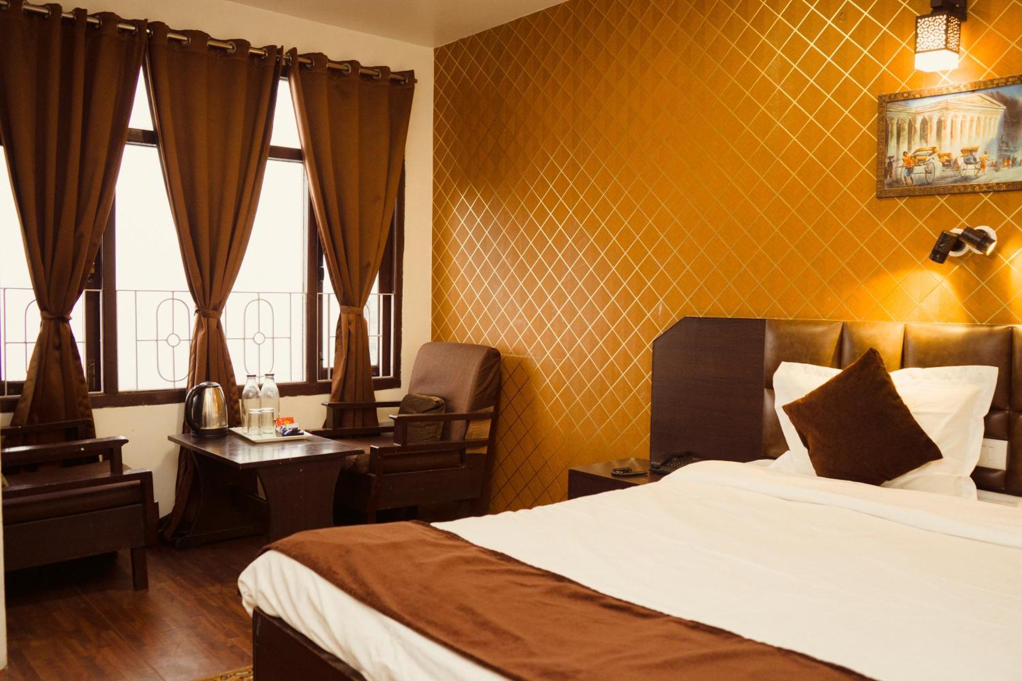 Hotel Siddhi Vinayak Regency, Mg Marg Gangtok Exteriör bild